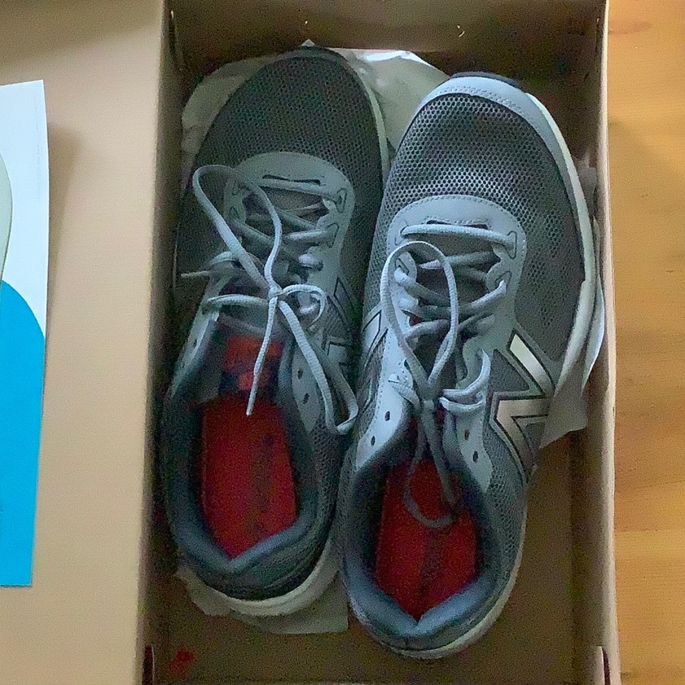 New Balance men’s size 12 wide sneaker